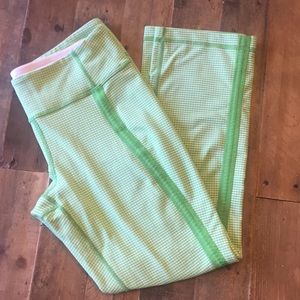 Lululemon Capris Bright Green + White Plaid Sz 8